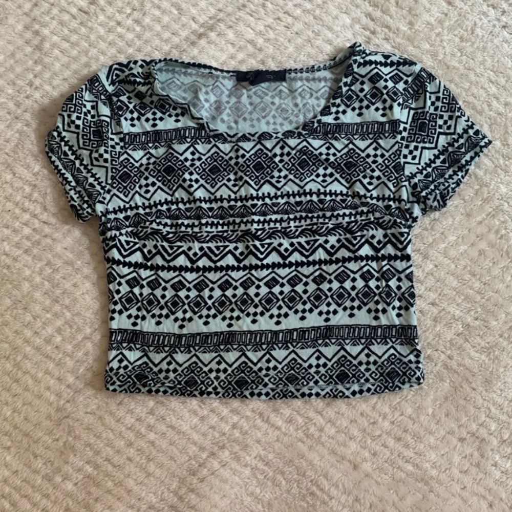 Crop top
